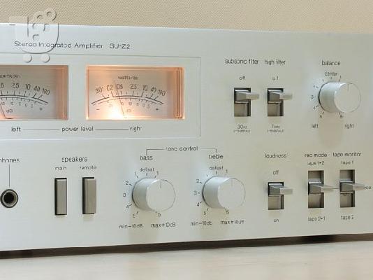 PoulaTo: enisxitis cd player kasetofono radio hxeia